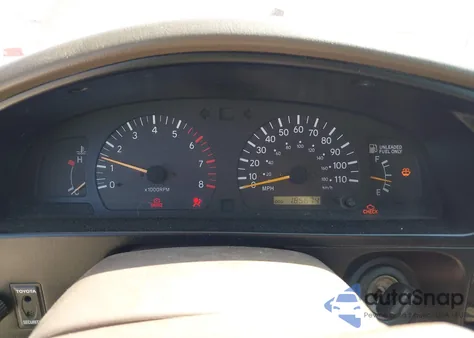 2000 Toyota Tacoma z USA, uszkodzony, nr VIN 4TAWM72N4YZ683386